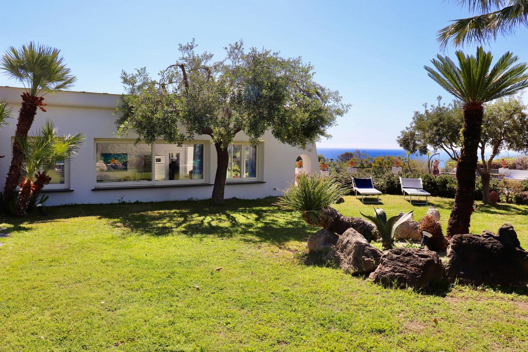 Sorgeto Garden Bed & Breakfast Forio  Exterior photo